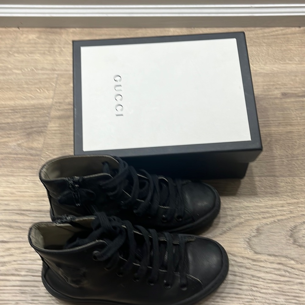 Gucci black shoes